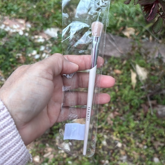 FARMASI SHADER BRUSH 04 - Picture 9 of 11